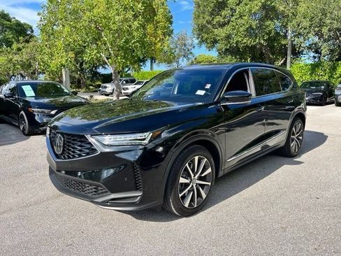 Used 2025 Acura MDX w/ Technology Package FWD image 4