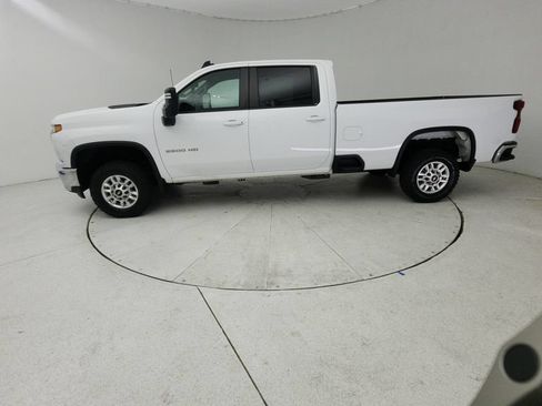 Certified 2022 Chevrolet Silverado 2500 LT RWD image 4