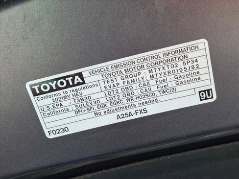 Used 2021 Toyota Sienna XSE w/ XSE Plus Package AWD/4WD image 24