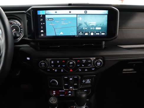 Used 2024 Jeep Wrangler Unlimited Rubicon 392 image 22