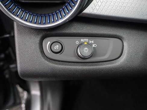New 2026 Chevrolet Trax LT FWD image 8