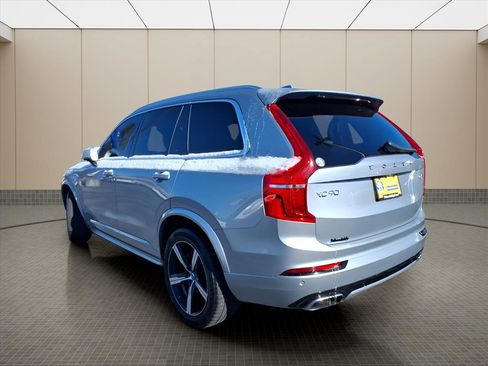 Used 2019 Volvo XC90 T5 R-Design w/ Protection Package image 4