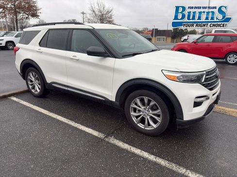 Used 2022 Ford Explorer XLT w/ Equipment Group 202A image 1