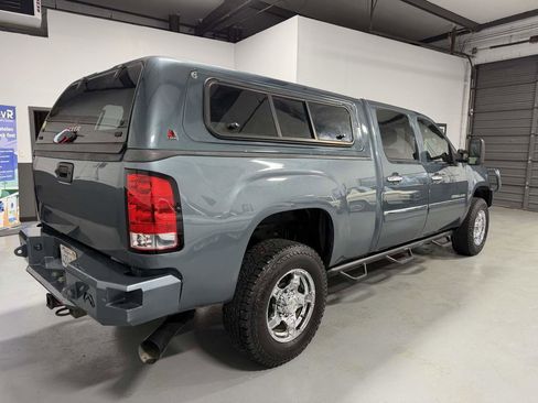 Used 2011 GMC Sierra 3500 Denali image 4