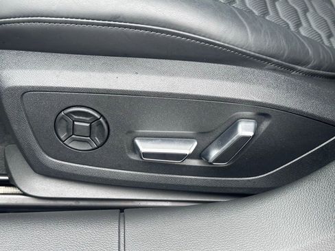 Used 2025 Audi RS 6 performance image 15