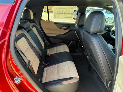 New 2026 Chevrolet Equinox ACTIV image 15