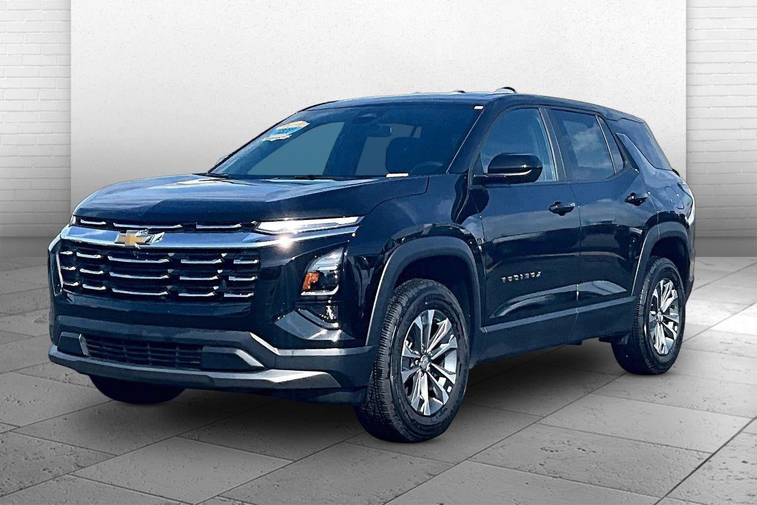 Used 2026 Chevrolet Equinox LT FWD image 13
