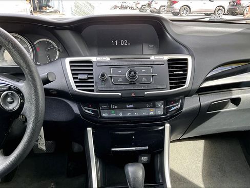 Used 2016 Honda Accord LX image 6