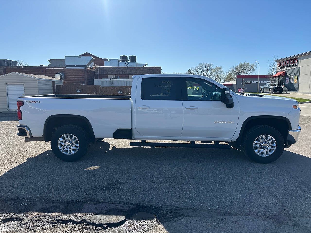 Used 2020 Chevrolet Silverado 2500 LT w/ Convenience Package AWD/4WD image 6