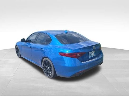 Used 2020 Alfa Romeo Giulia w/ Nero Edizione RWD image 5