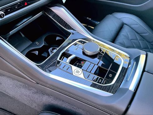 New 2026 BMW X6 xDrive40i image 7