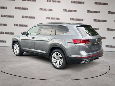 Used 2023 Volkswagen Atlas SE AWD/4WD image 3