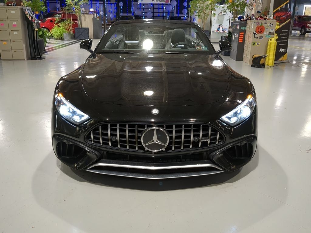 Certified 2023 Mercedes-Benz SL 63 AMG 4MATIC image 3