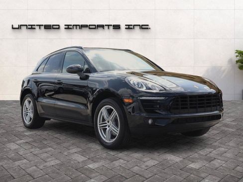 Used 2018 Porsche Macan AWD/4WD image 7