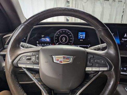 Used 2021 Cadillac Escalade ESV Premium Luxury AWD/4WD image 24