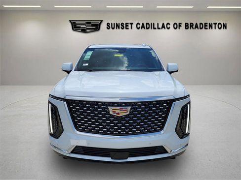New 2026 Cadillac Escalade Luxury w/ Touring Package AWD/4WD image 2