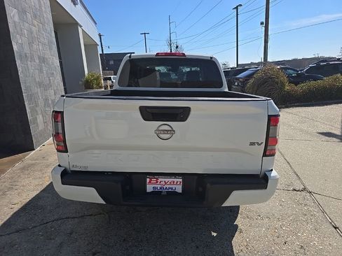 Used 2022 Nissan Frontier SV image 20