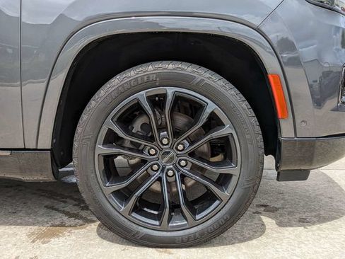 Used 2024 Jeep Grand Wagoneer L Series II w/ Quick Order Packagew 28T AWD/4WD image 11