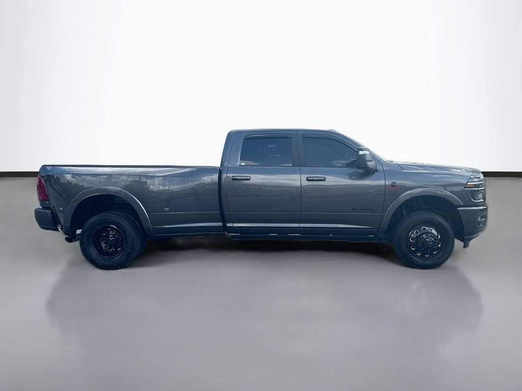 Used 2025 RAM 3500 Limited AWD/4WD image 4