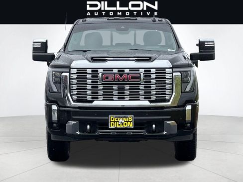 Used 2024 GMC Sierra 3500 Denali w/ Denali Reserve Package AWD/4WD image 9