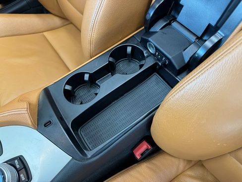 Used 2015 BMW Z4 sDrive28i RWD image 41