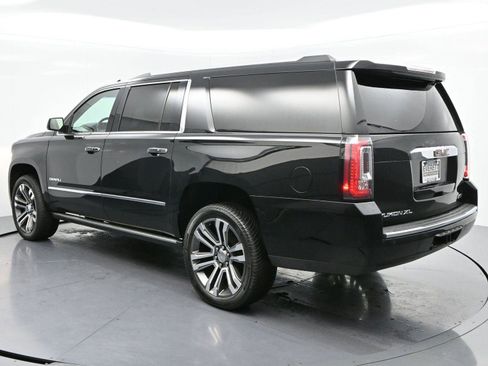 Used 2018 GMC Yukon XL Denali w/ Denali Ultimate Package AWD/4WD image 5