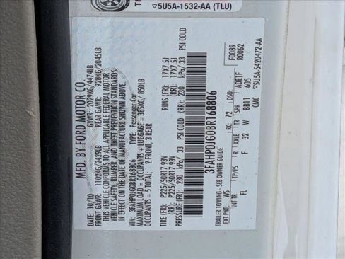 Used 2011 Ford Fusion SEL image 24