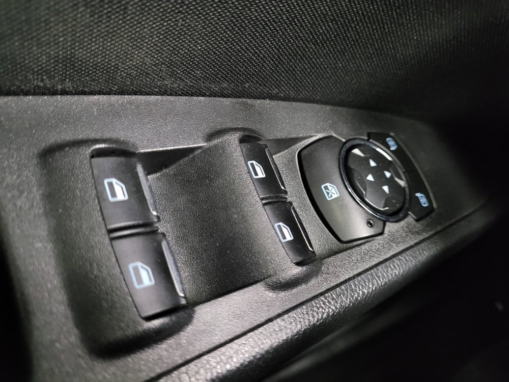 Used 2020 Ford Fusion SE FWD image 27