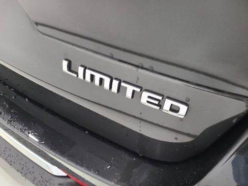 Used 2022 Jeep Grand Cherokee L Limited AWD/4WD image 14