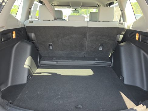 Used 2017 Honda CR-V LX image 11