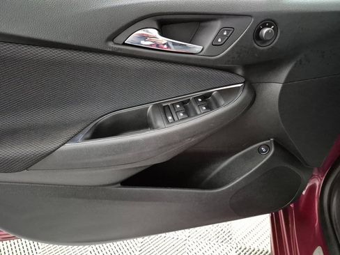 Used 2017 Chevrolet Cruze LT w/ Convenience Package image 13