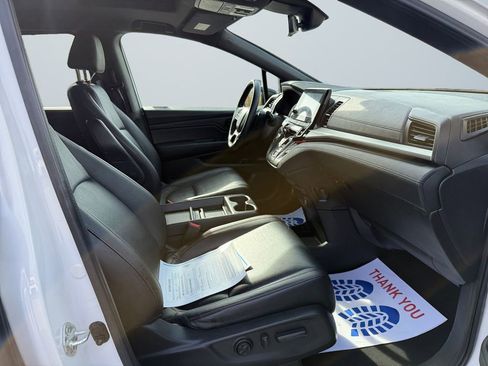 Used 2023 Honda Odyssey Sport image 15