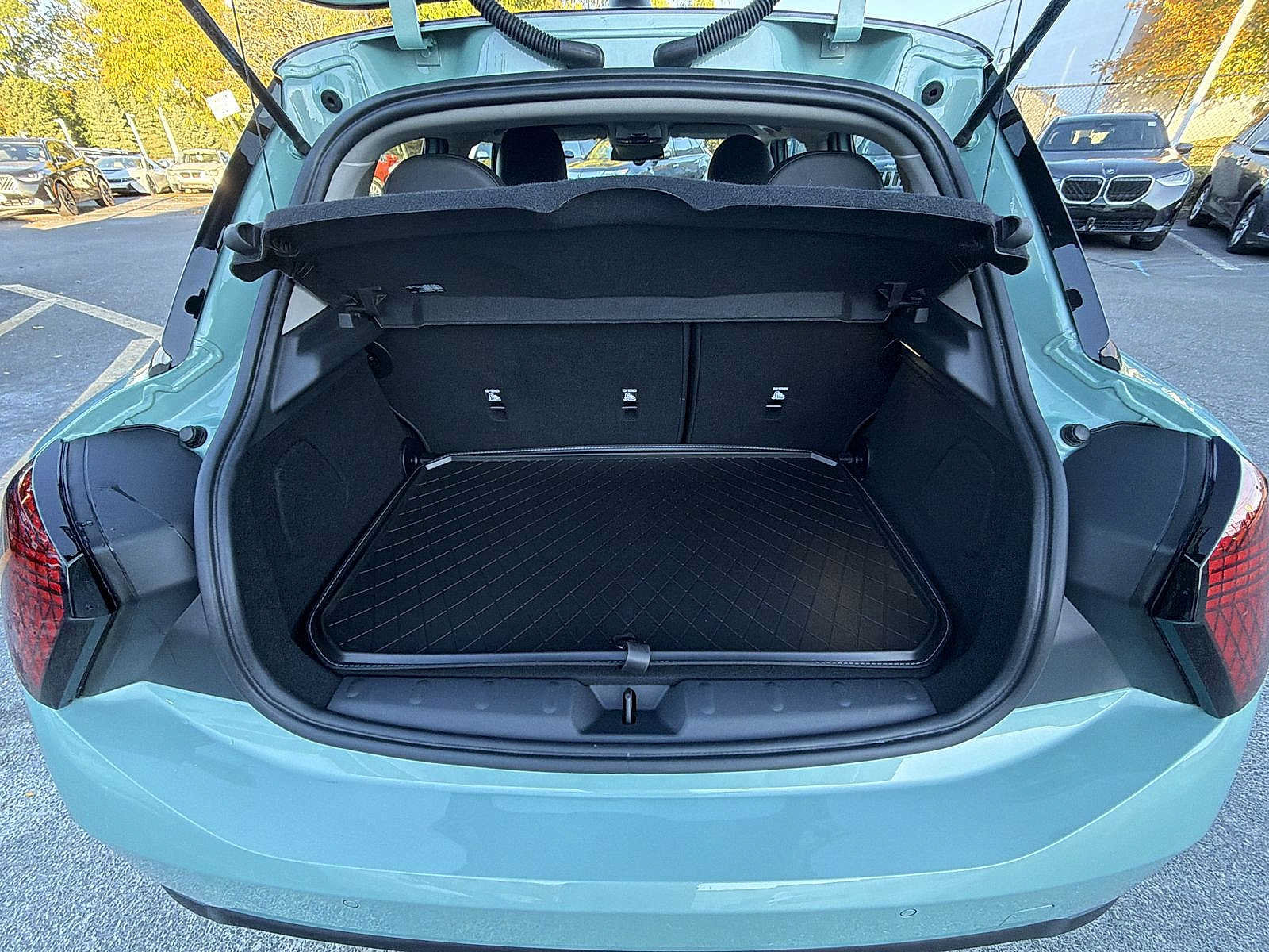 Used 2025 MINI Cooper S FWD image 27
