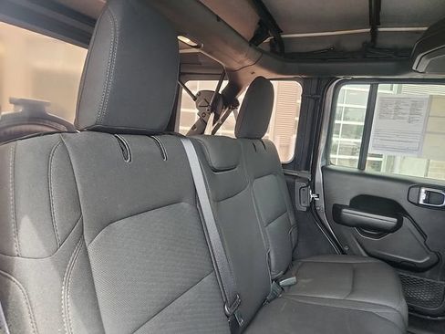 Used 2022 Jeep Wrangler Unlimited Sport AWD/4WD image 28