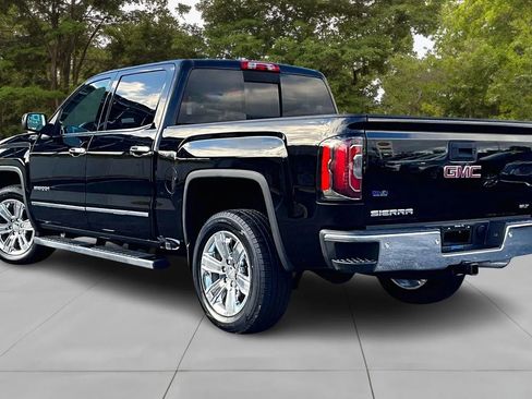 Used 2018 GMC Sierra 1500 SLT image 12