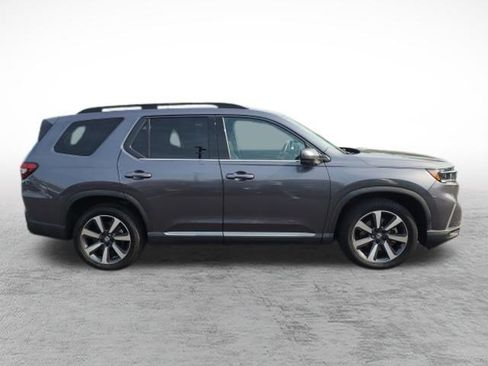 Used 2023 Honda Pilot Elite image 4