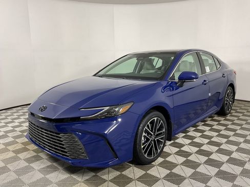 New 2026 Toyota Camry XLE image 3
