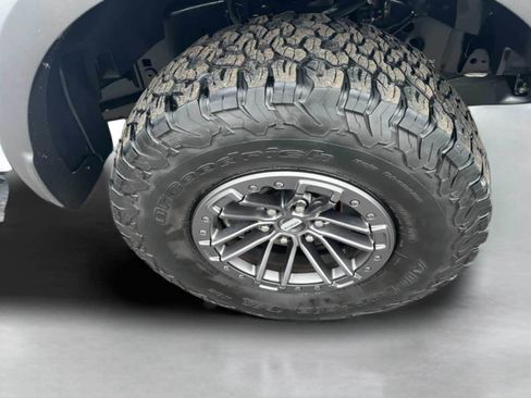 Used 2020 Ford F150 Raptor w/ Equipment Group 802A Luxury image 11