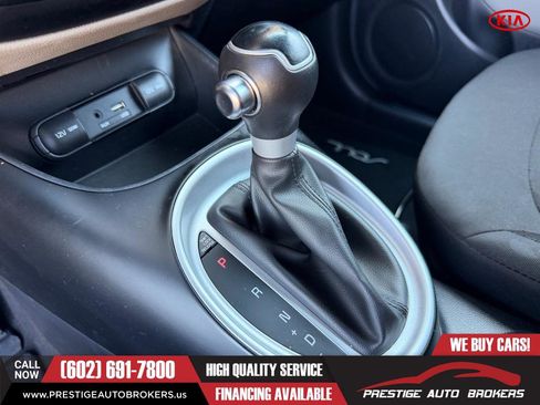 Used 2017 Kia Soul FWD image 35
