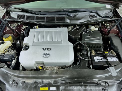 Used 2011 Toyota Avalon Limited FWD image 33