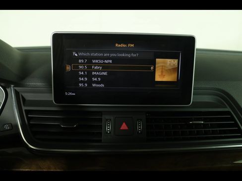 Used 2018 Audi Q5 2.0T Premium Plus w/ Premium Plus Package image 20