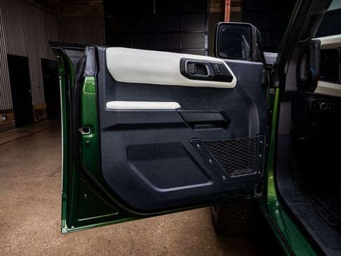 Used 2024 Ford Bronco Wildtrak image 36