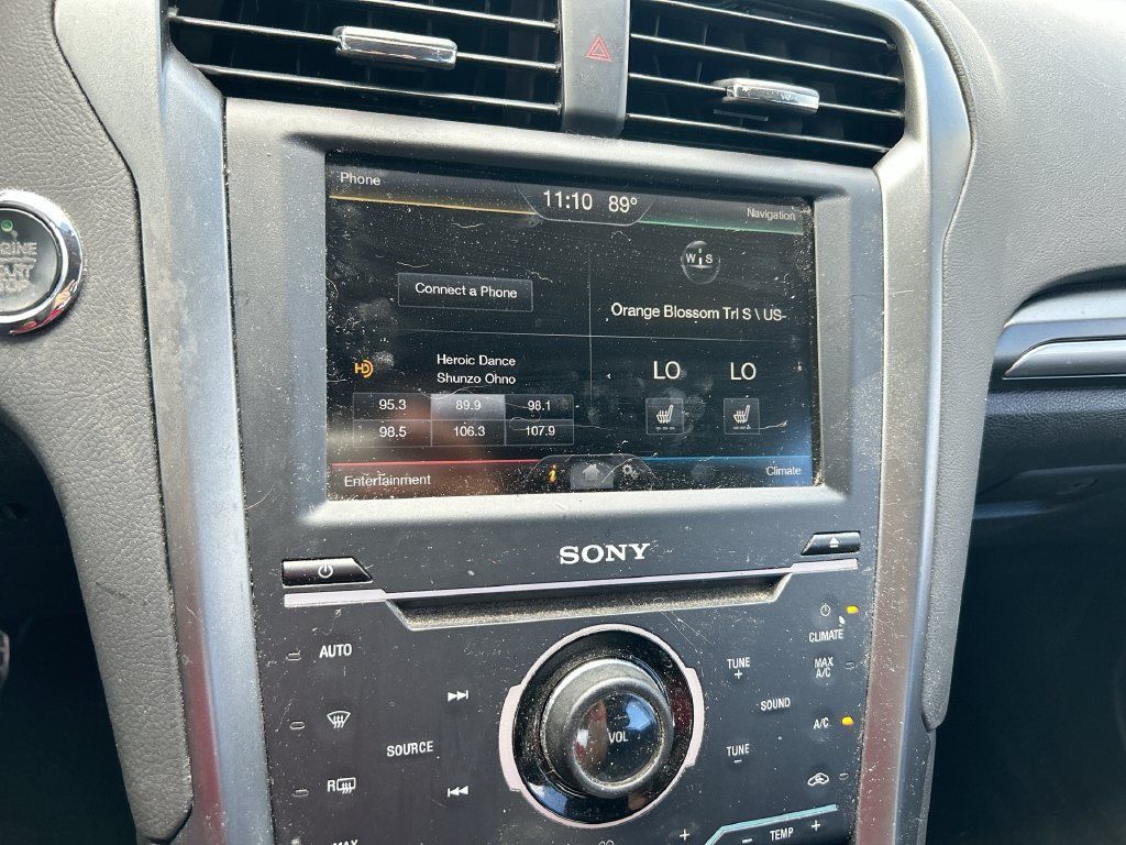 Used 2015 Ford Fusion Titanium FWD image 23
