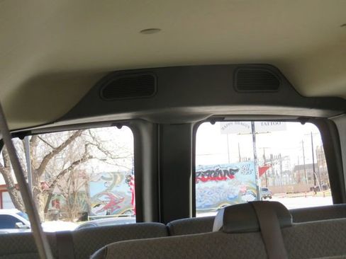 Used 2019 Chevrolet Express 3500 LT w/ LT Preferred Equipment Group image 19