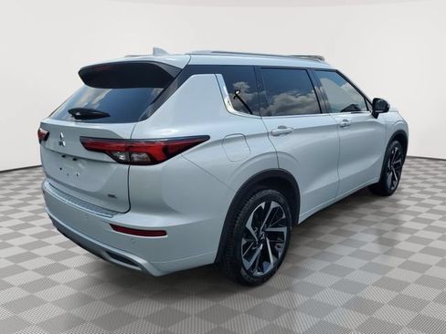 Used 2024 Mitsubishi Outlander SEL AWD/4WD image 6