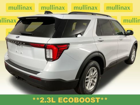 New 2026 Ford Explorer Active RWD image 4