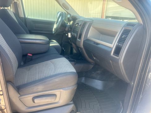 Used 2012 RAM 2500 ST w/ Chrome Appearance Group AWD/4WD image 18