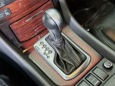 Used 2017 INFINITI QX50 Base w/ Premium Plus Package image 30