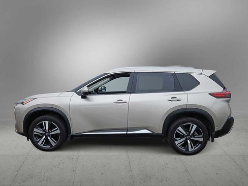 Used 2022 Nissan Rogue Platinum w/ Head-Up Display Package image 5