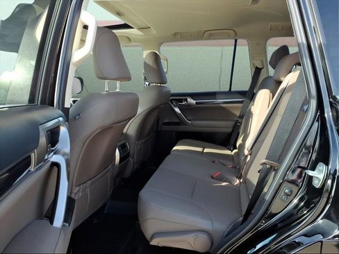 Used 2020 Lexus GX 460 Premium image 11
